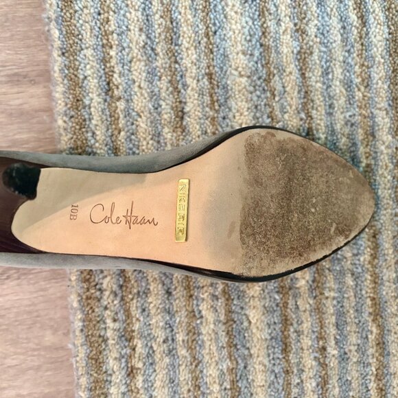 Cole Haan Gray 2.5" Suede Heel - Picture 4 of 4